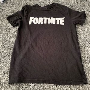 Fortnite Abercrombie and Kids shirt 11/12